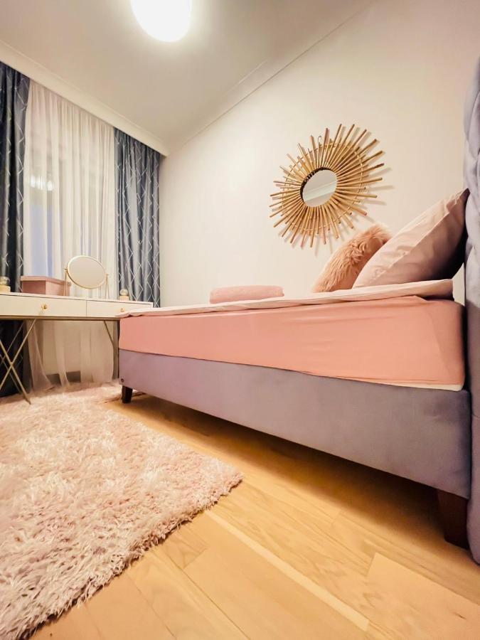 Stan Na Dan "Apartman Purple" Leilighet Banja Luka Eksteriør bilde